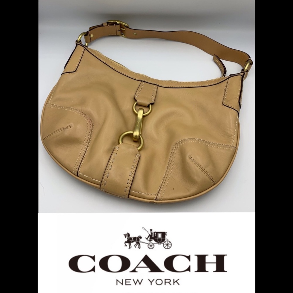 100% Authentic Coach Hamptons Camel Shoulder Bag